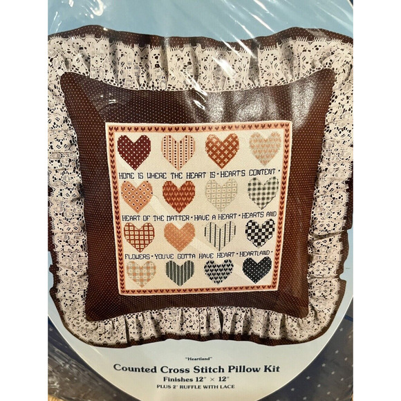 Counted Cross Stitch Pillow Kit Vintage Paragon "Heartland" #2560 12x12" + - Picture 3 of 3